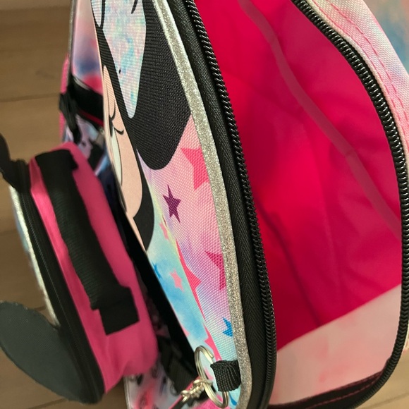 Disney Minnie Mouse Girls Backpack, Lunch Box, Water Bottle & 9 Month Top - Picture 12 of 16